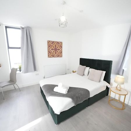 Ealing Broadway Great Stay 7-Minute Walk From The Underground Exterior photo