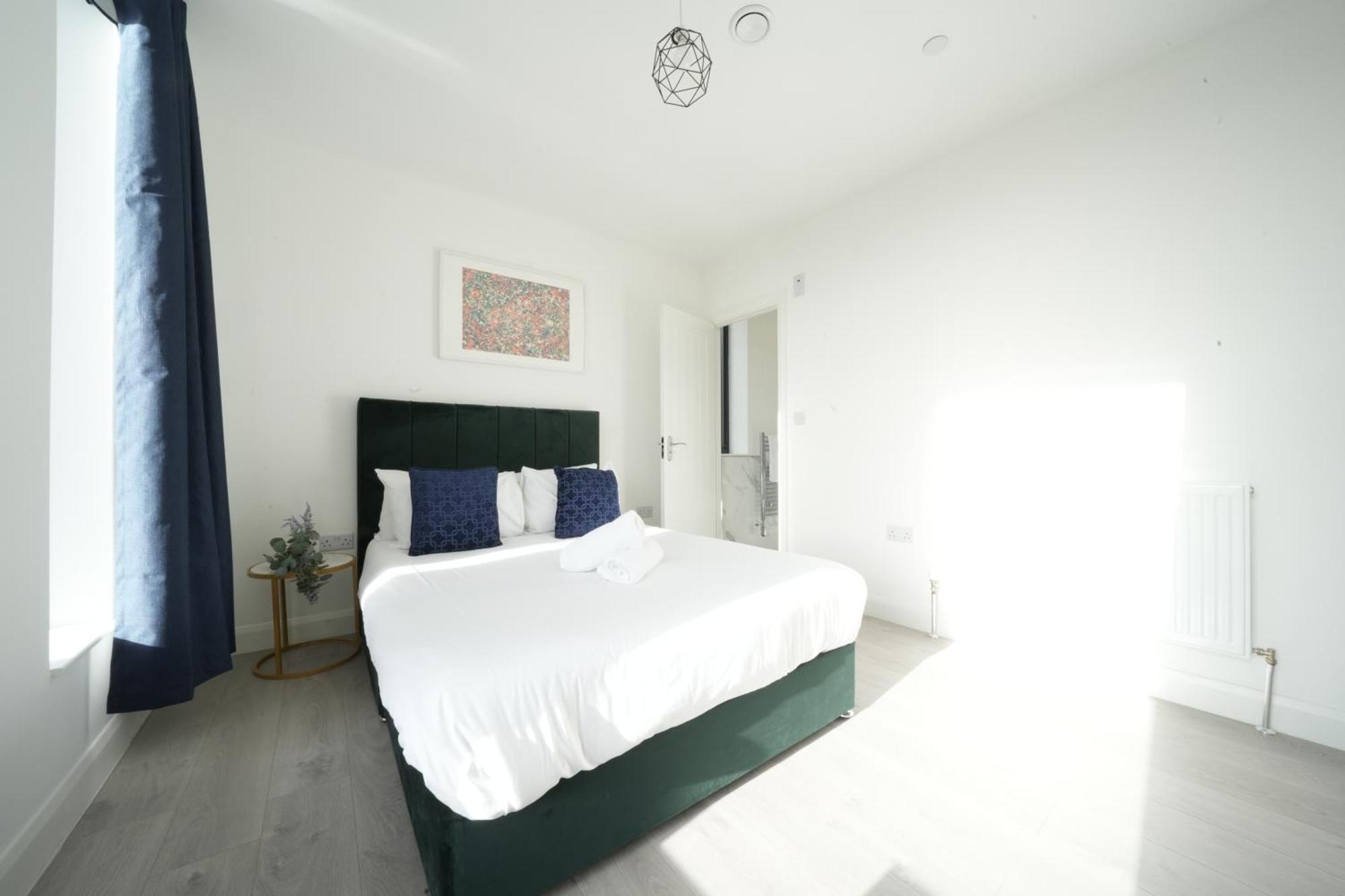 Ealing Broadway Great Stay 7-Minute Walk From The Underground Exterior photo