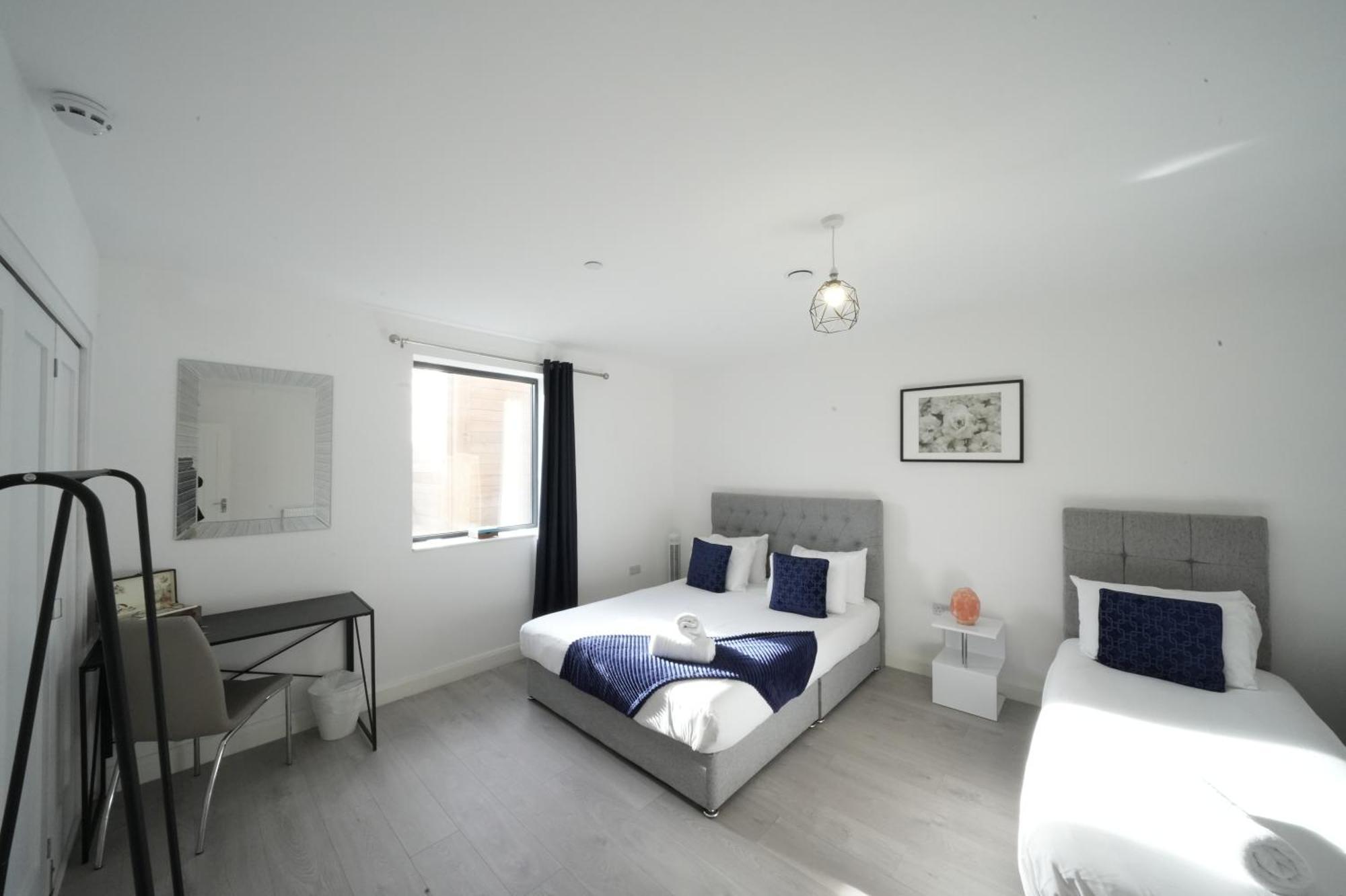 Ealing Broadway Great Stay 7-Minute Walk From The Underground Exterior photo