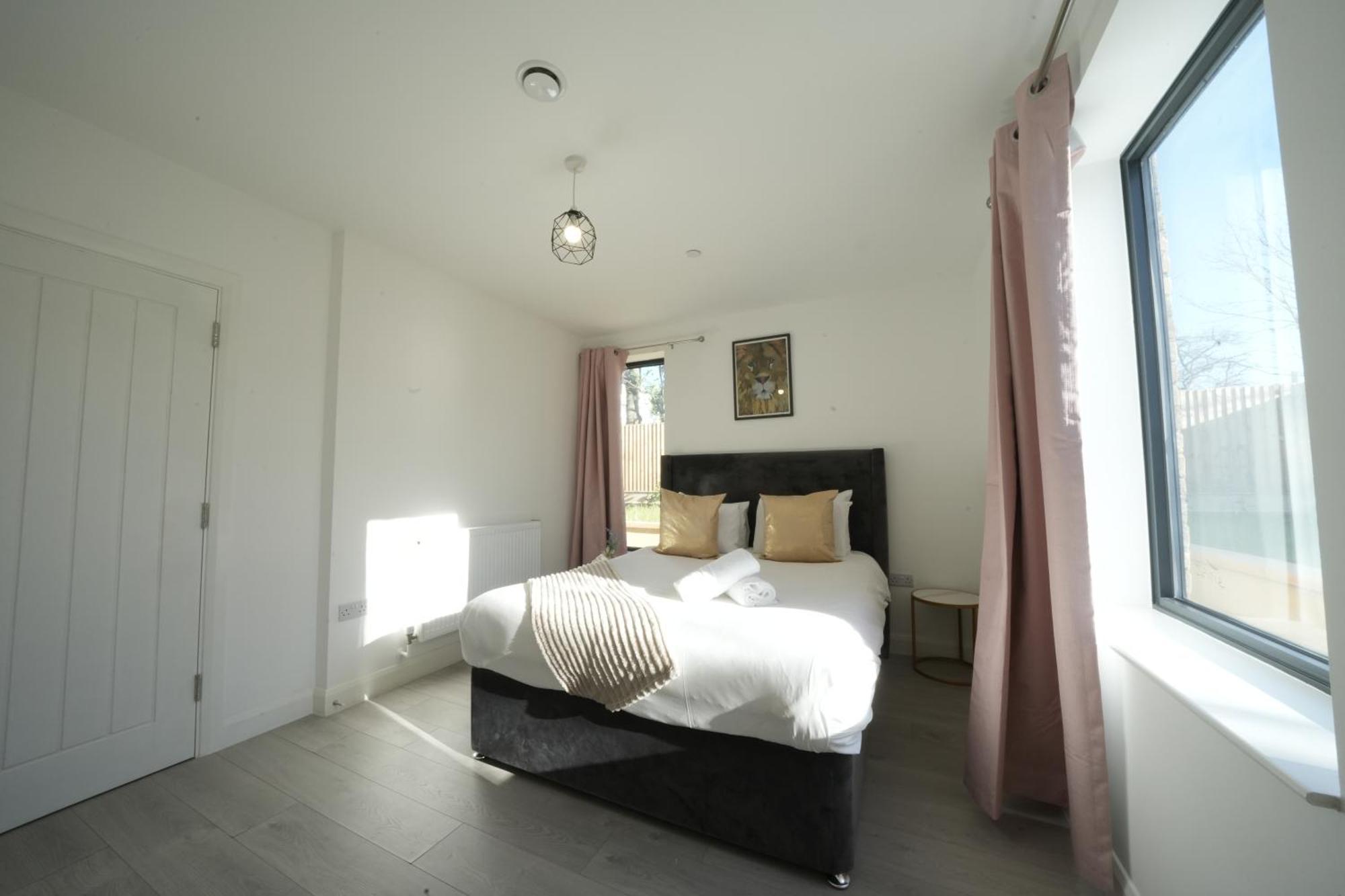 Ealing Broadway Great Stay 7-Minute Walk From The Underground Exterior photo