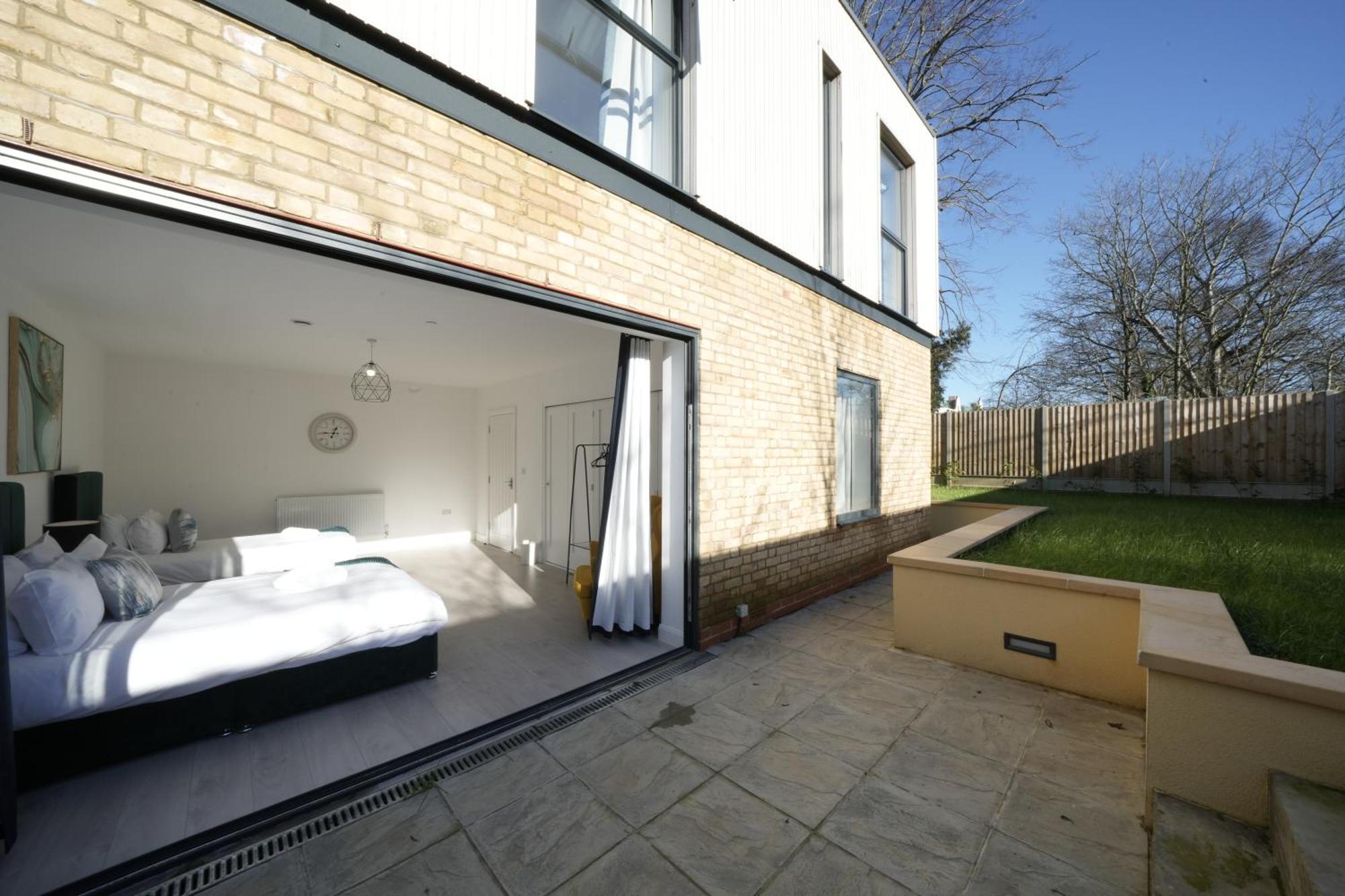 Ealing Broadway Great Stay 7-Minute Walk From The Underground Exterior photo