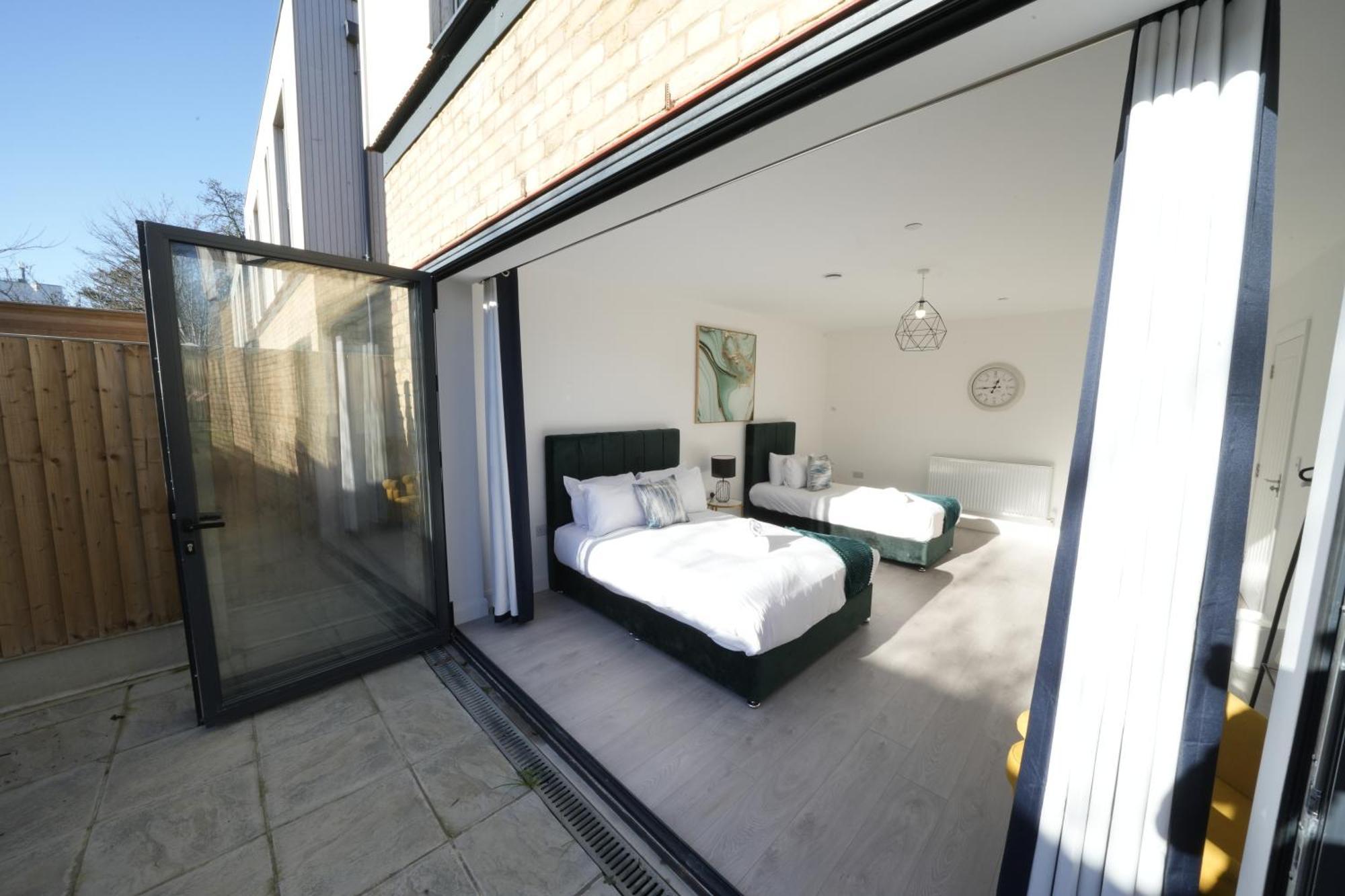 Ealing Broadway Great Stay 7-Minute Walk From The Underground Exterior photo