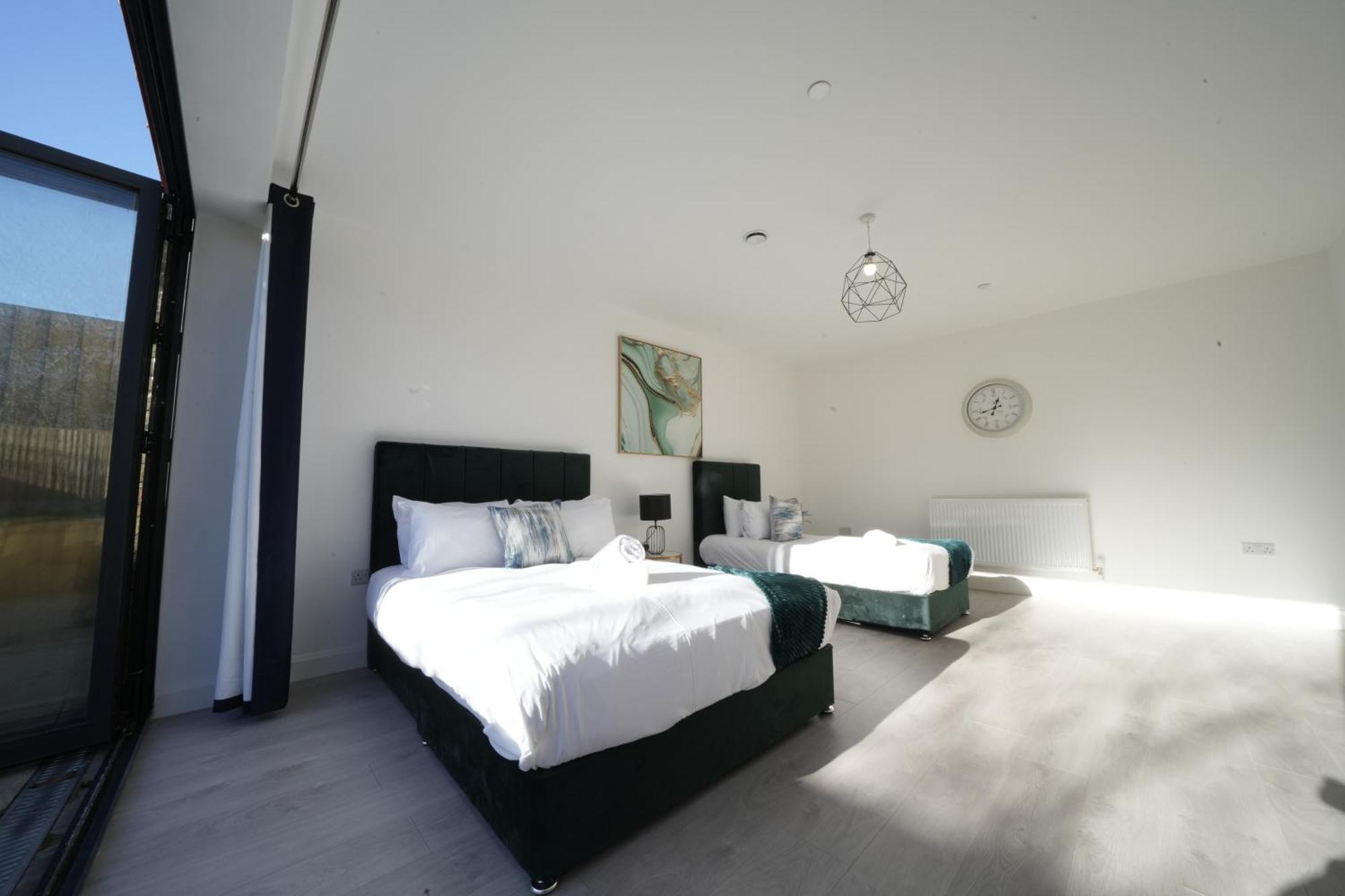 Ealing Broadway Great Stay 7-Minute Walk From The Underground Exterior photo