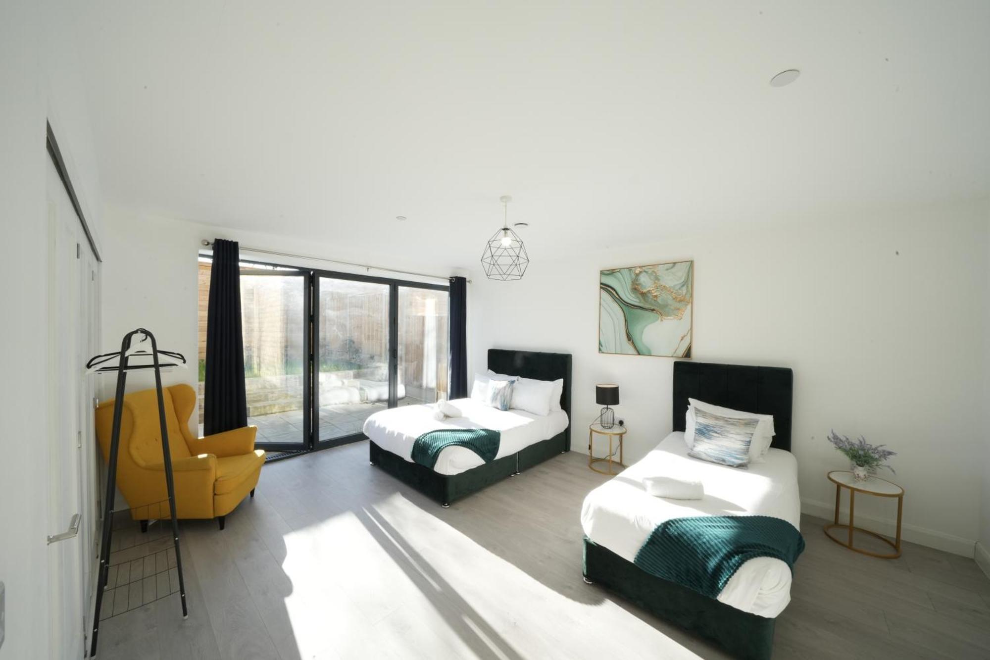 Ealing Broadway Great Stay 7-Minute Walk From The Underground Exterior photo