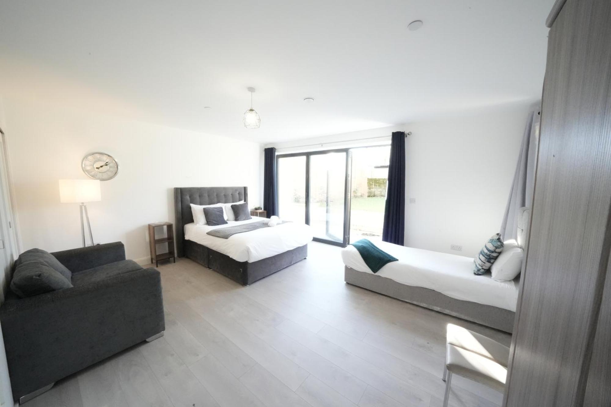 Ealing Broadway Great Stay 7-Minute Walk From The Underground Exterior photo