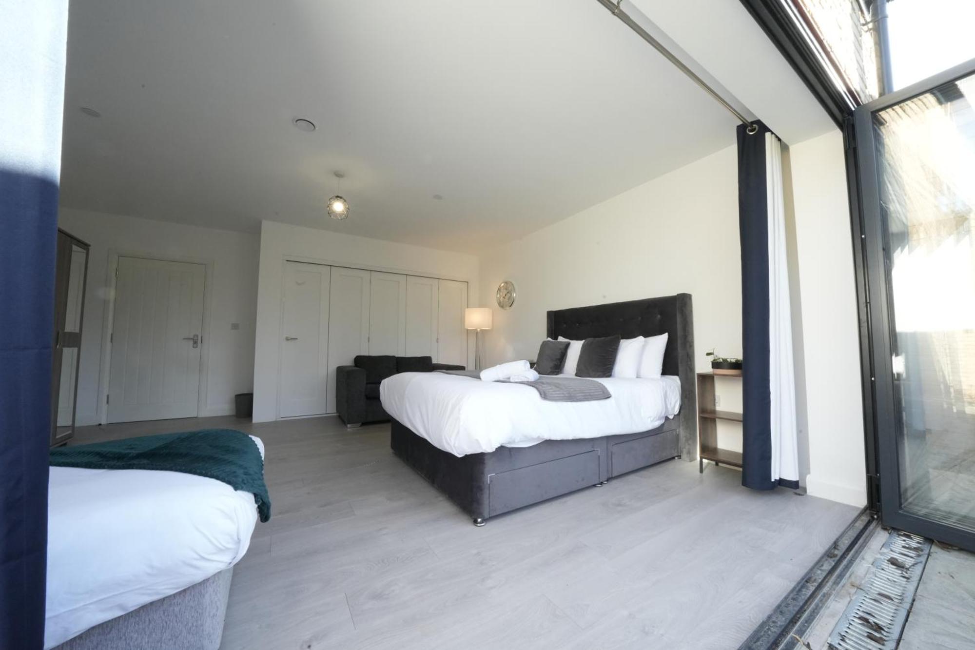 Ealing Broadway Great Stay 7-Minute Walk From The Underground Exterior photo