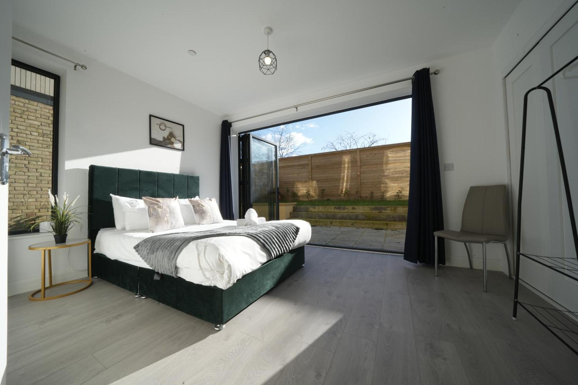 Ealing Broadway Great Stay 7-Minute Walk From The Underground Exterior photo