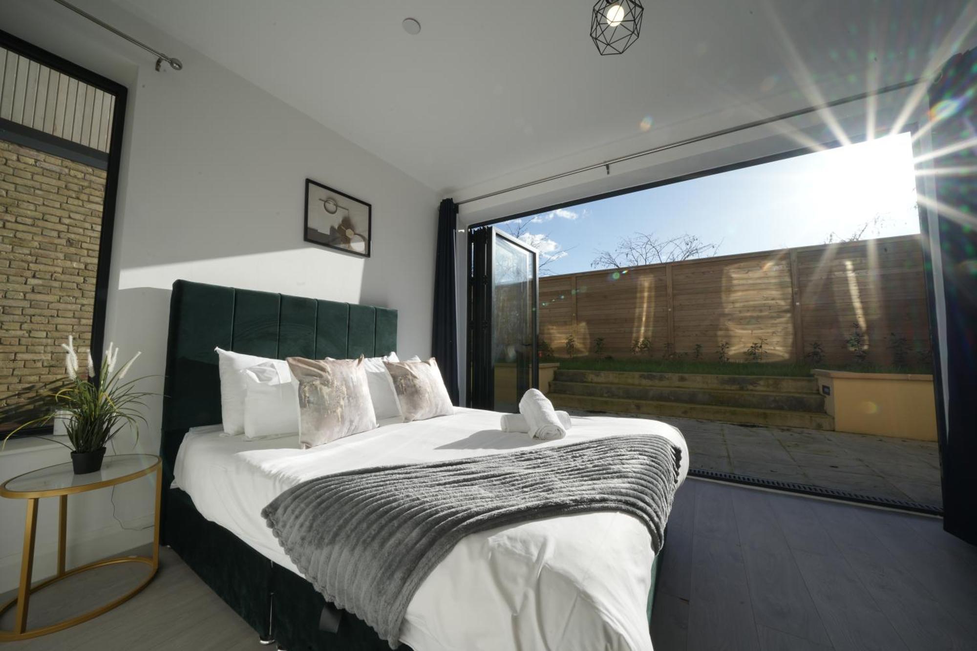 Ealing Broadway Great Stay 7-Minute Walk From The Underground Exterior photo